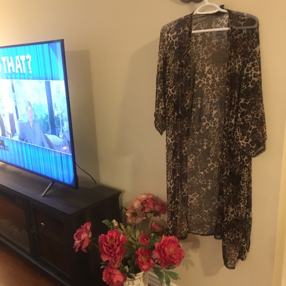 Leapord print cardigan, cover up